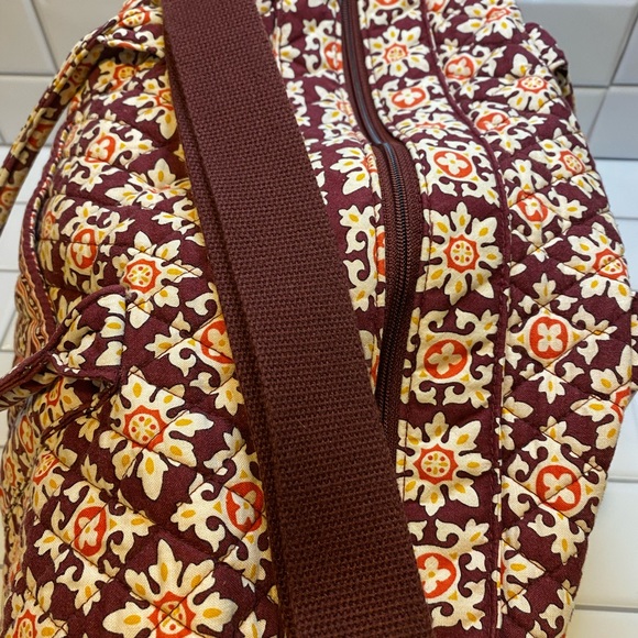 Vera Bradley Large Weekender Travel Bag - VINTAGE MEDALLION - Picture 9 of 14